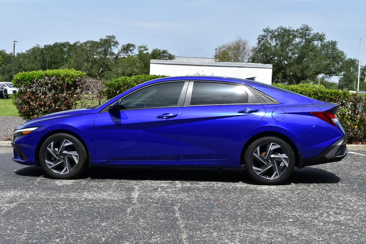 Hyundai Elantra SEL Sport IVT 2025
