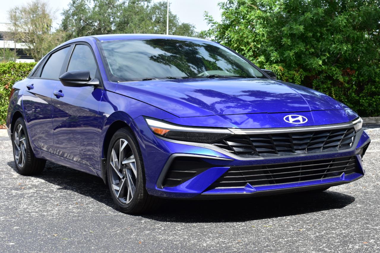 Hyundai Elantra SEL Sport IVT 2025