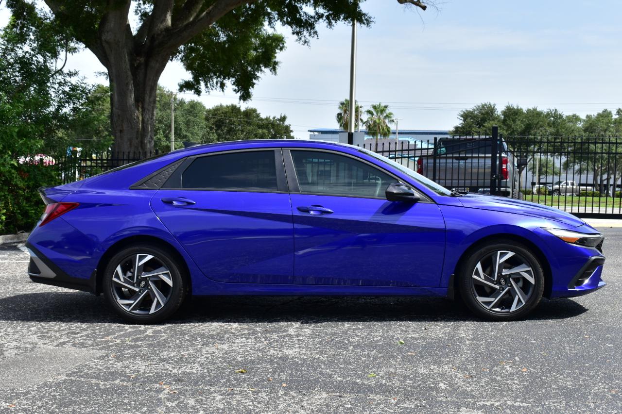 Hyundai Elantra SEL Sport IVT 2025