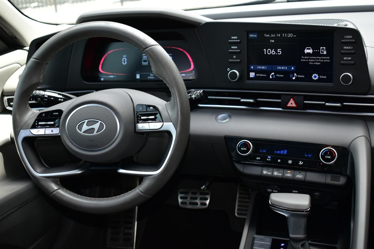 Hyundai Elantra SEL Sport IVT 2025