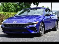 2025 Hyundai Elantra 