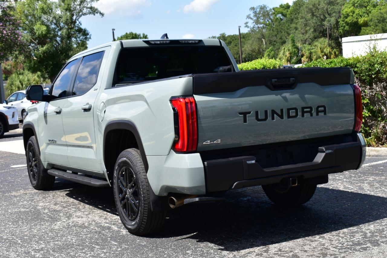 Toyota Tundra SR5 Crew Max 4WD 2026