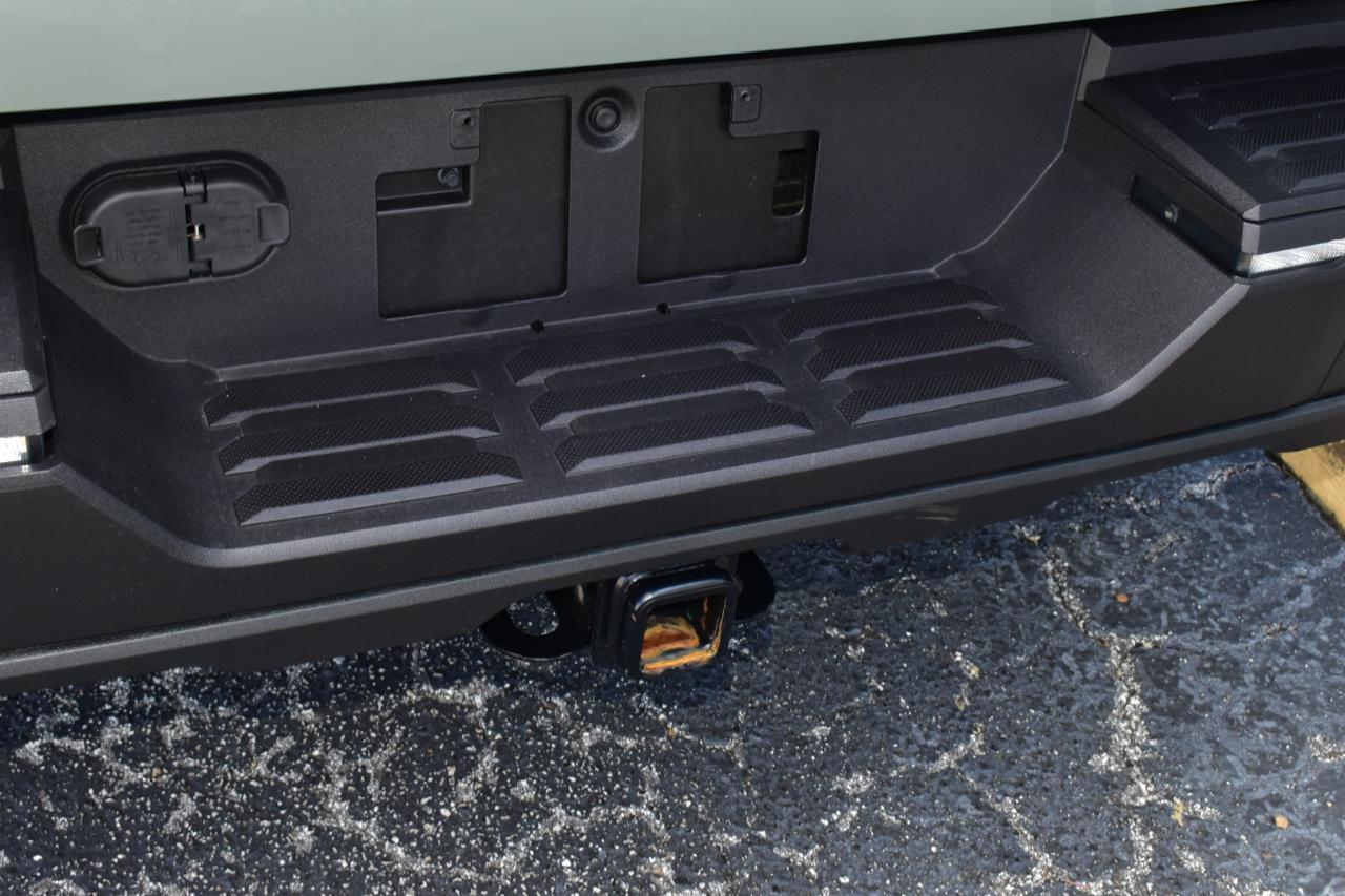 Toyota Tundra SR5 Crew Max 4WD 2026