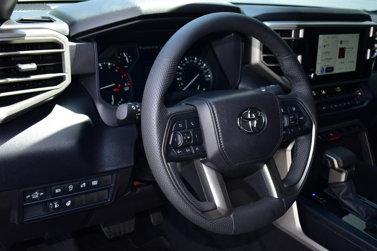 Toyota Tundra SR5 Crew Max 4WD 2026