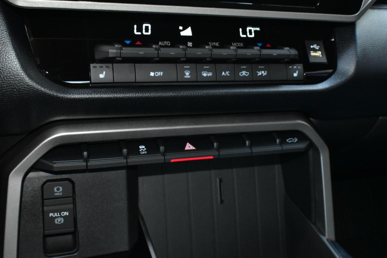 Toyota Tundra SR5 Crew Max 4WD 2026