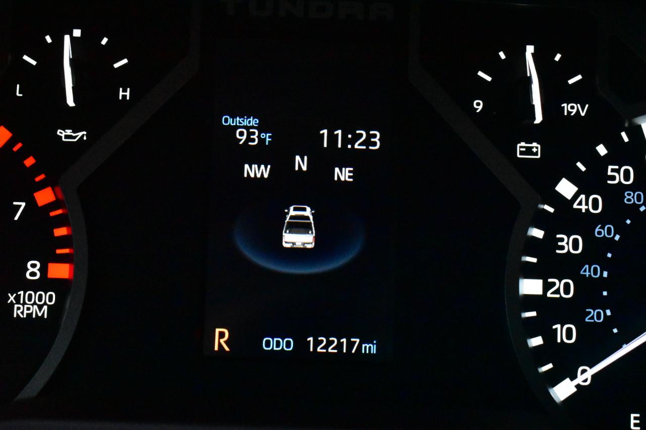Toyota Tundra SR5 Crew Max 4WD 2026