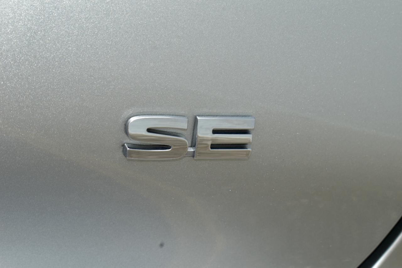 Mitsubishi Outlander SE FWD 2024