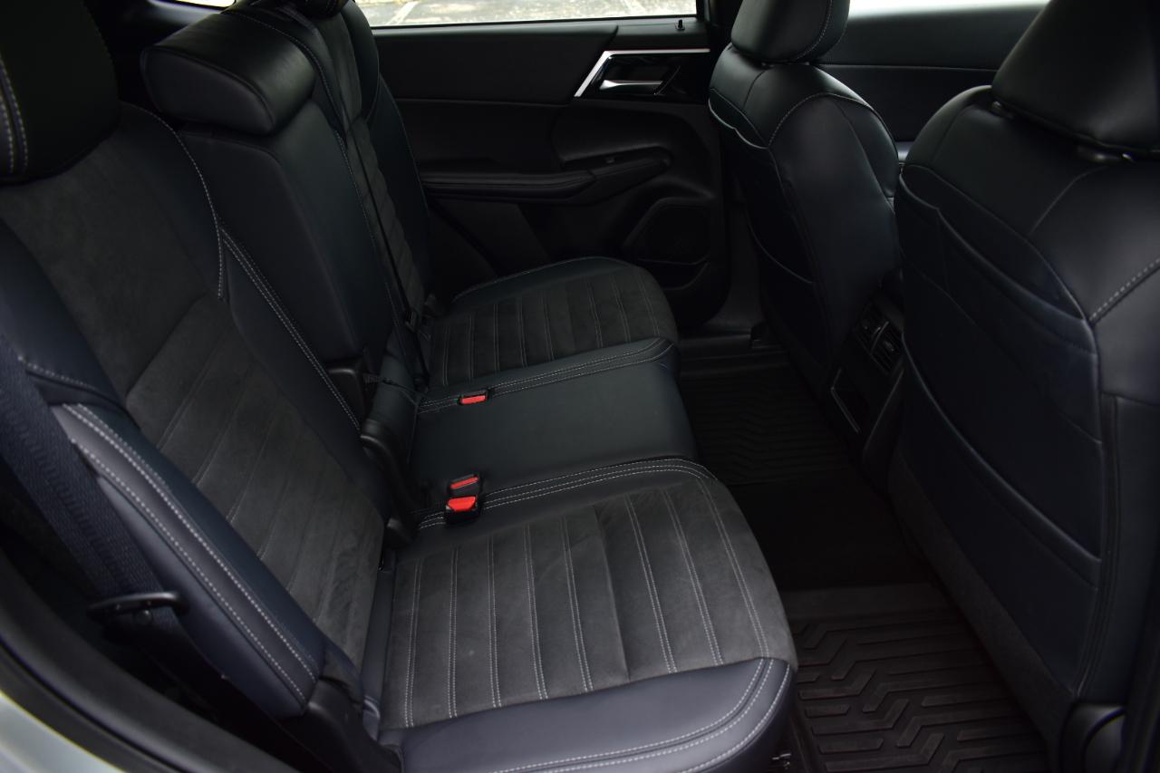 Mitsubishi Outlander SE FWD 2024