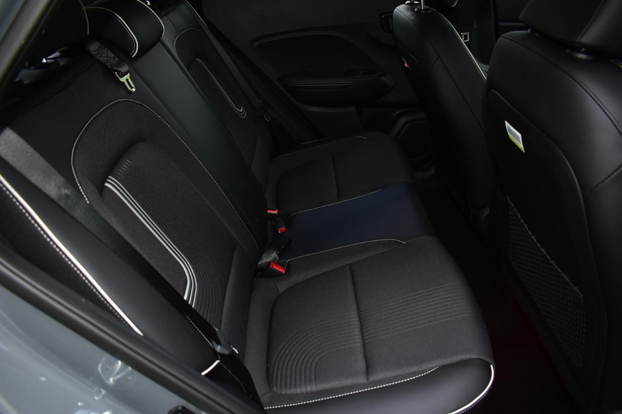 Hyundai Venue Limited IVT 2023