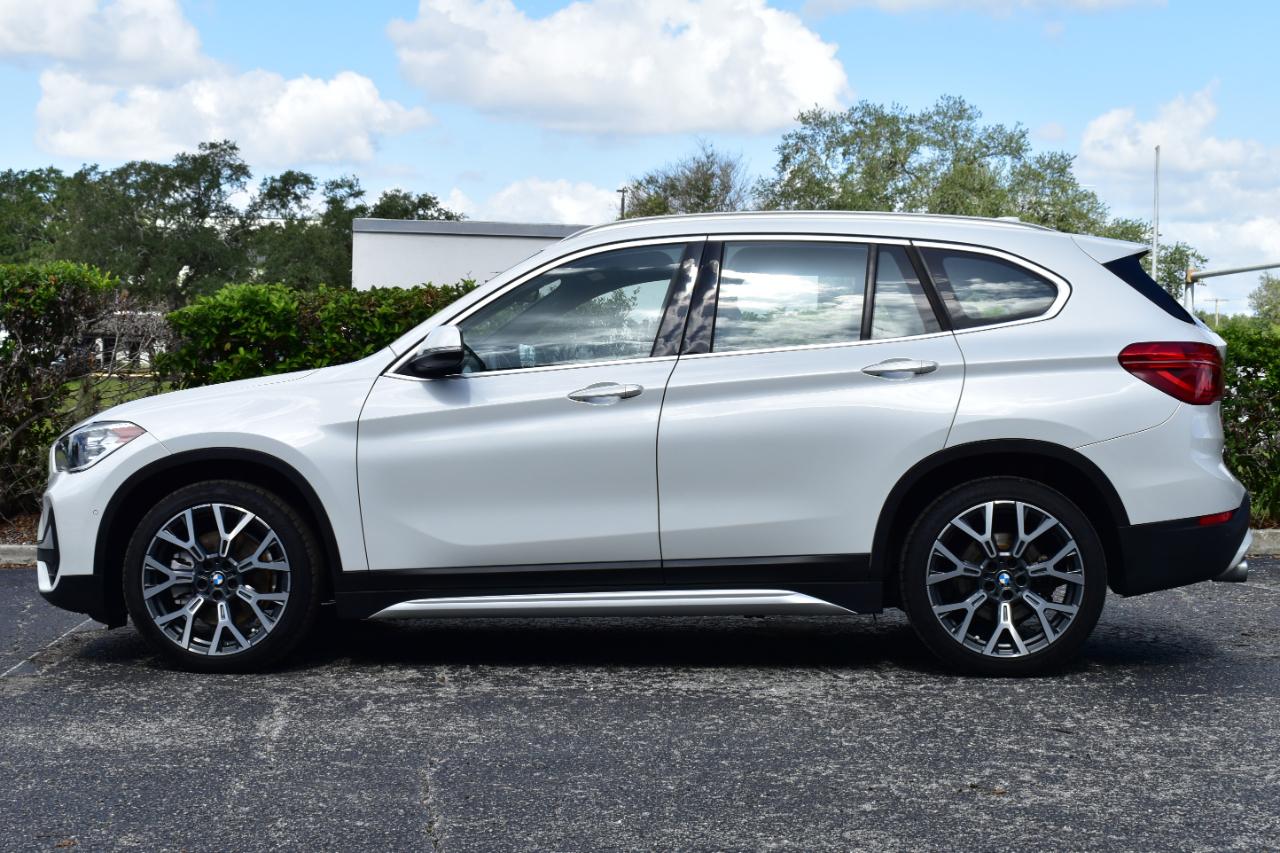BMW X1 xDrive28i Sports Activity Vehicle 2021
