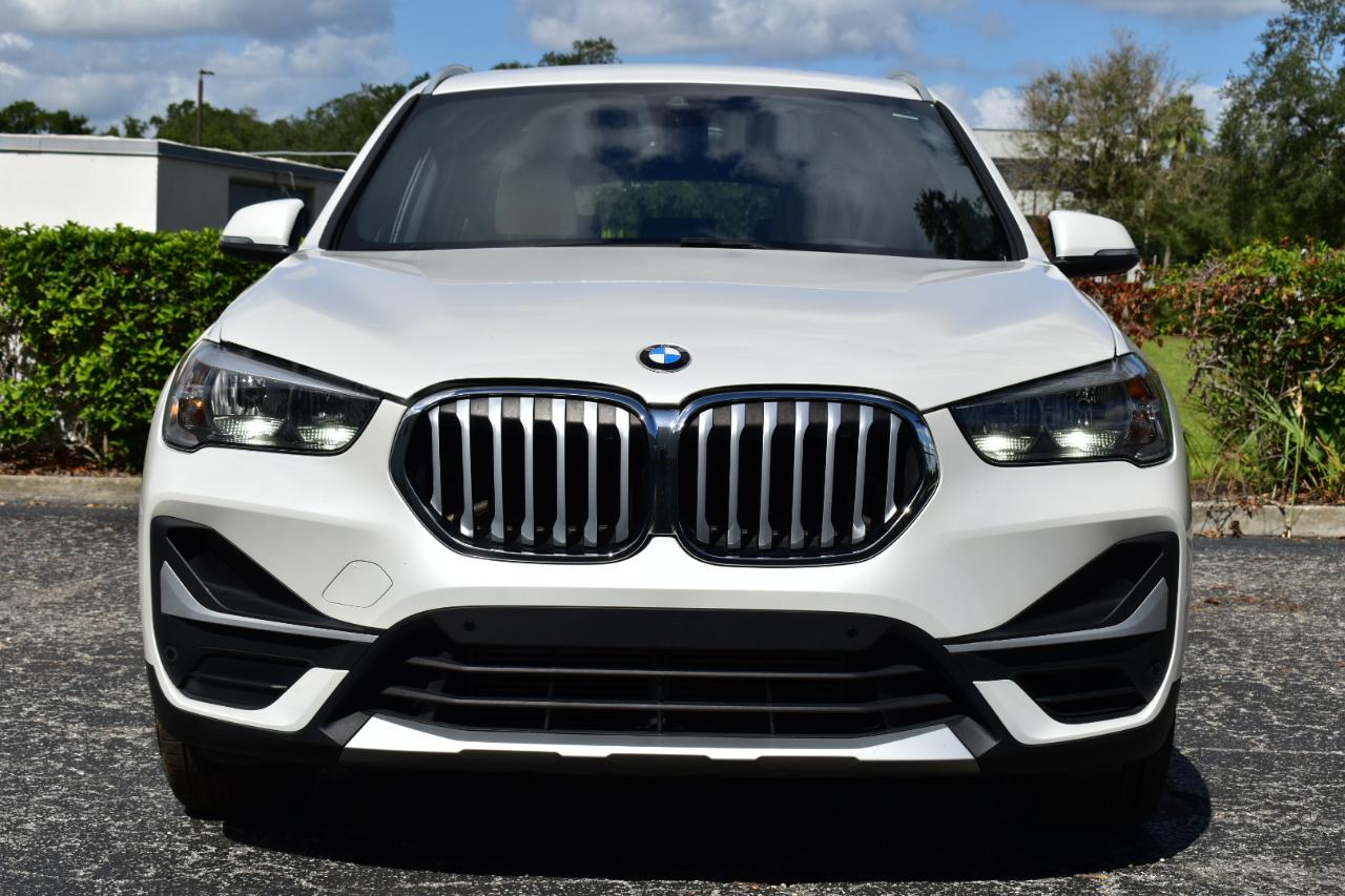 BMW X1 xDrive28i Sports Activity Vehicle 2021
