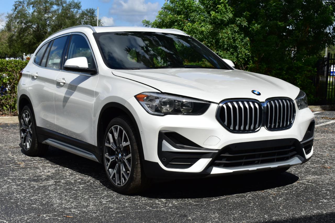 BMW X1 xDrive28i Sports Activity Vehicle 2021