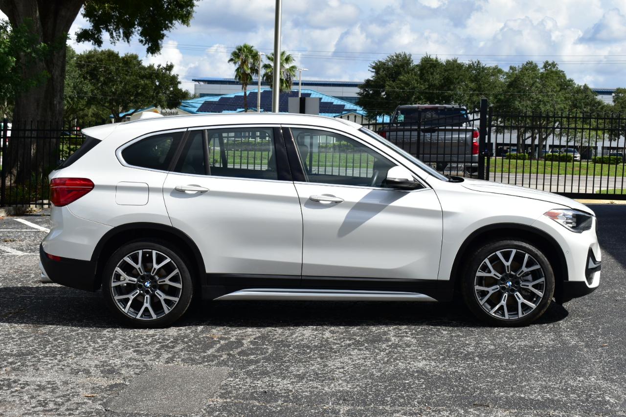 BMW X1 xDrive28i Sports Activity Vehicle 2021