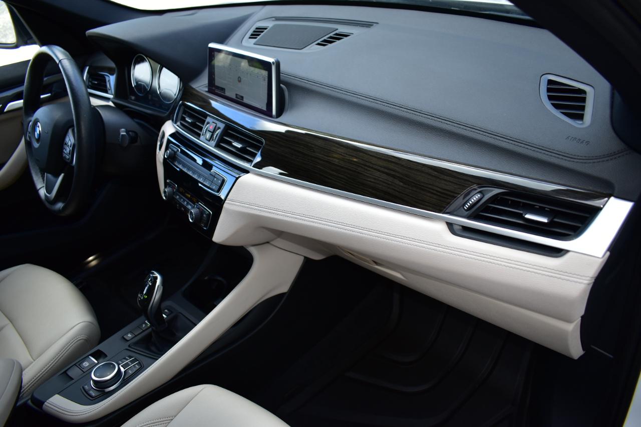 BMW X1 xDrive28i Sports Activity Vehicle 2021