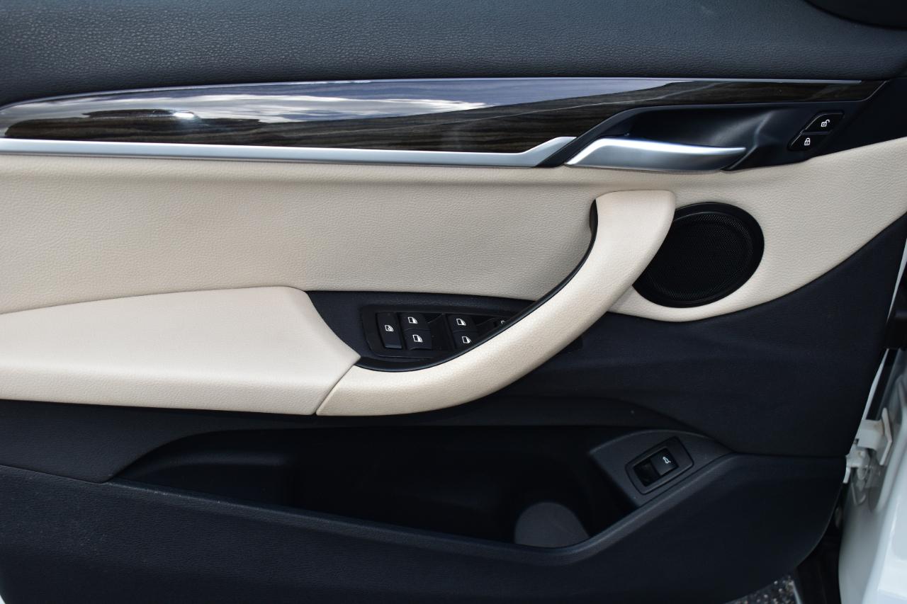 BMW X1 xDrive28i Sports Activity Vehicle 2021