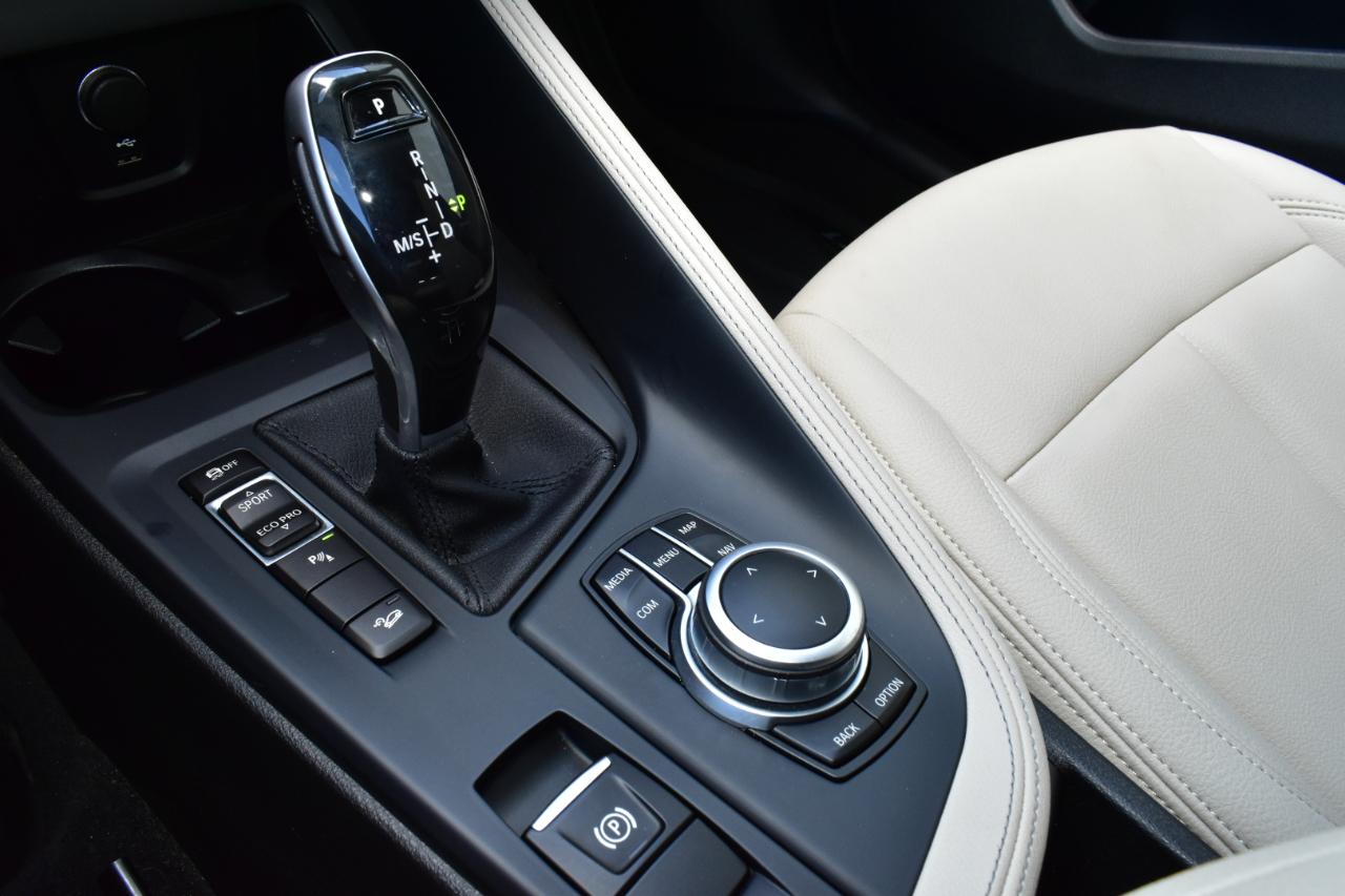 BMW X1 xDrive28i Sports Activity Vehicle 2021