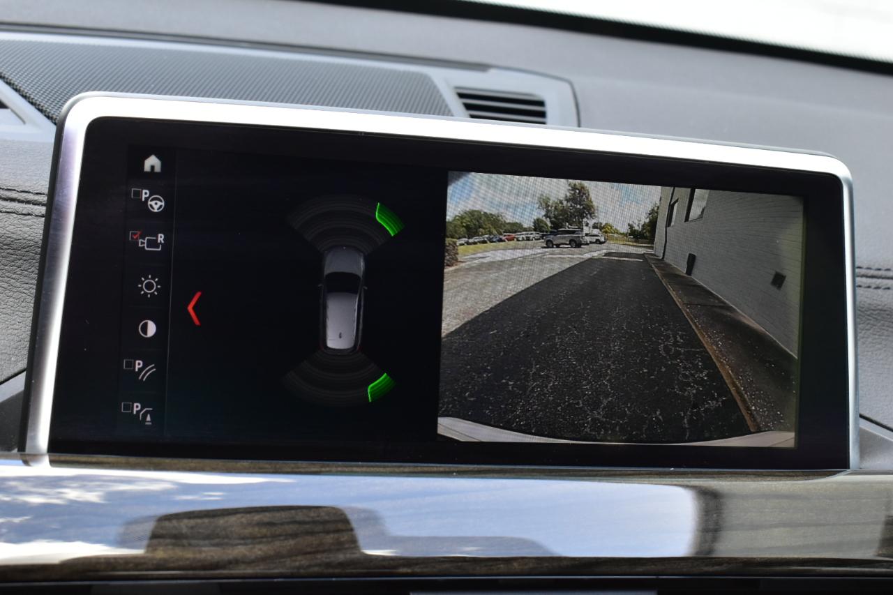 BMW X1 xDrive28i Sports Activity Vehicle 2021