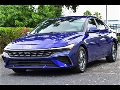 2024 Hyundai Elantra 