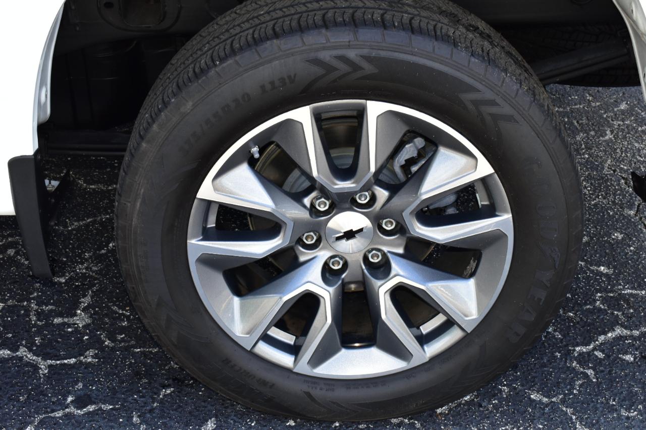 Chevrolet Silverado 1500 2WD Crew Cab 147" Work Truck 2025