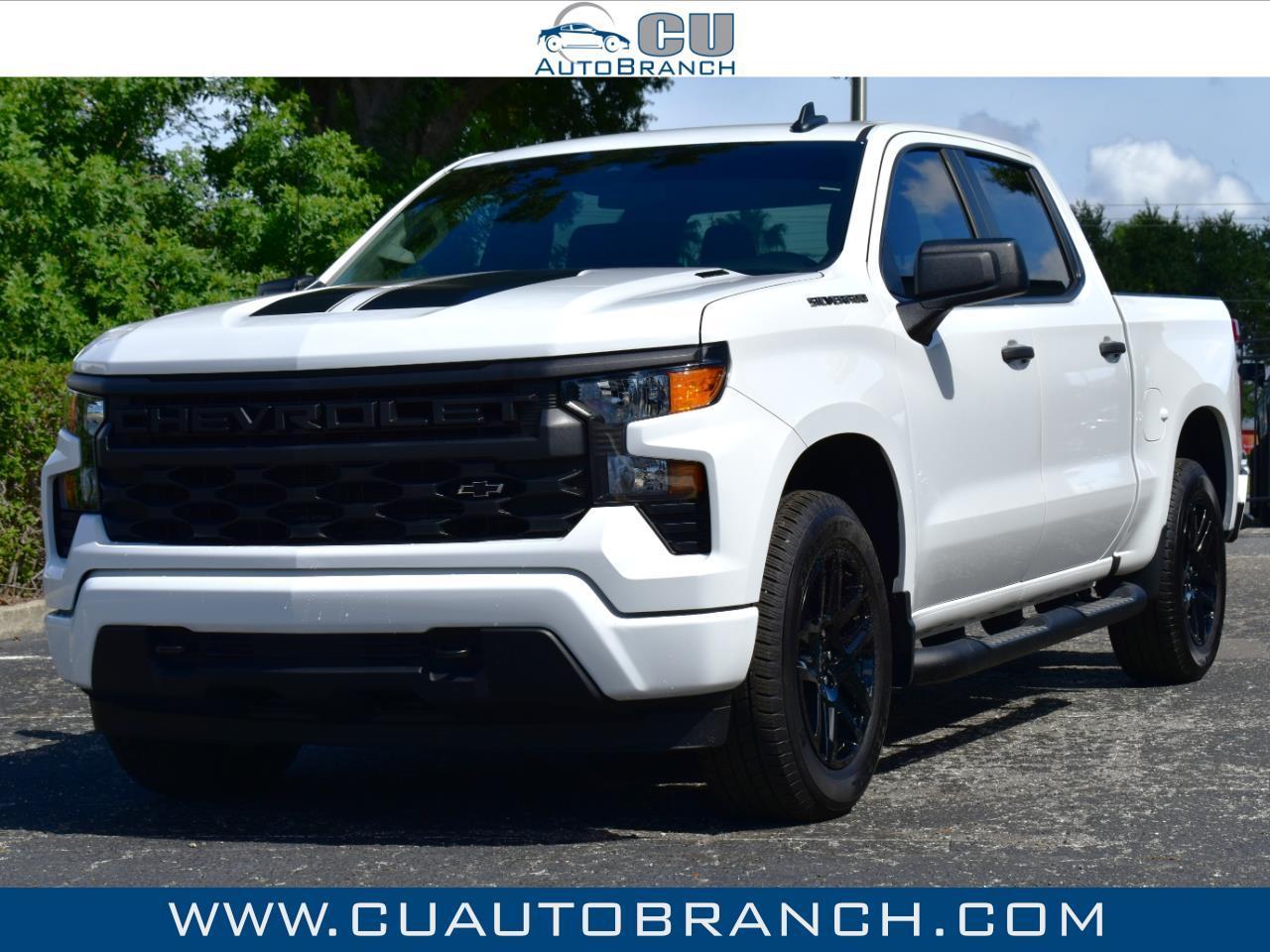 Chevrolet Silverado 1500 2WD Crew Cab 147" Custom 2026