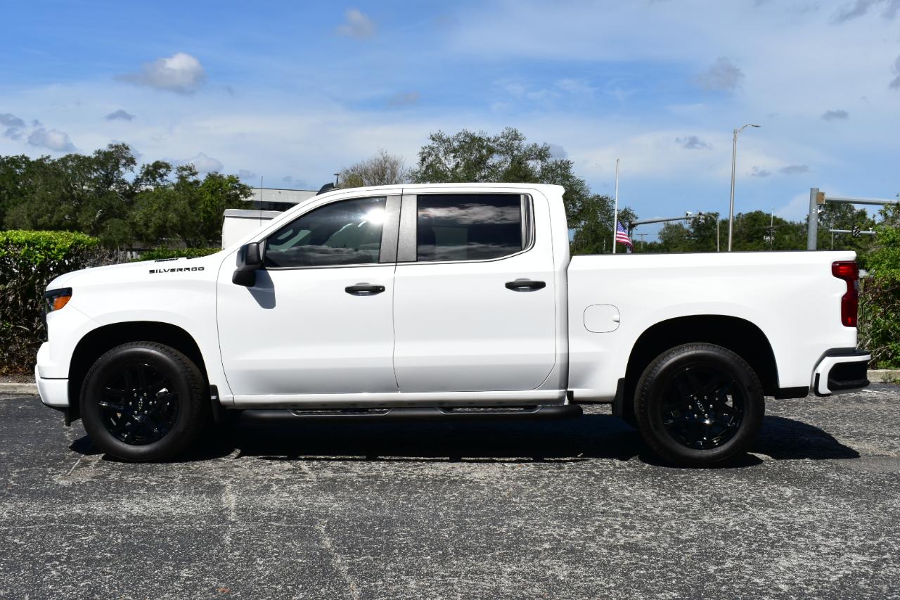 Chevrolet Silverado 1500 2WD Crew Cab 147" Custom 2026
