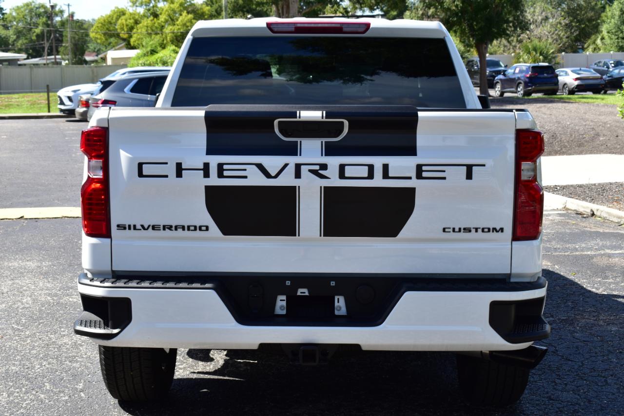 Chevrolet Silverado 1500 2WD Crew Cab 147" Custom 2026