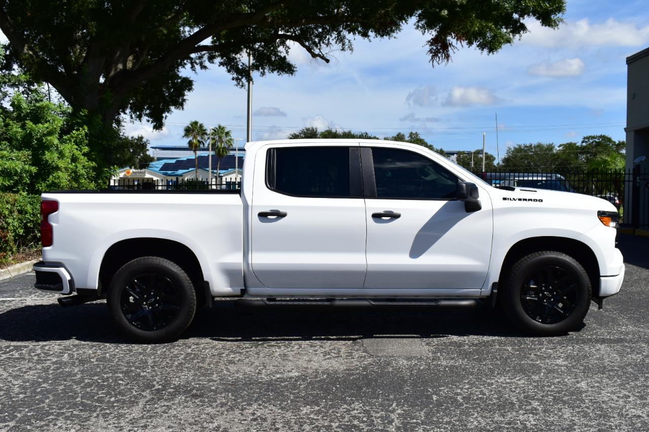 Chevrolet Silverado 1500 2WD Crew Cab 147" Custom 2026