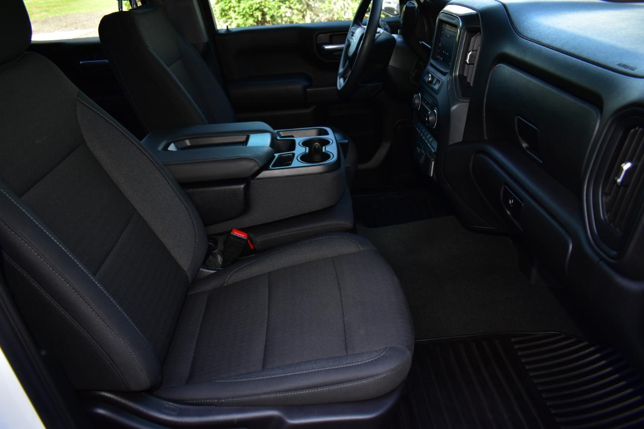 Chevrolet Silverado 1500 2WD Crew Cab 147" Custom 2026