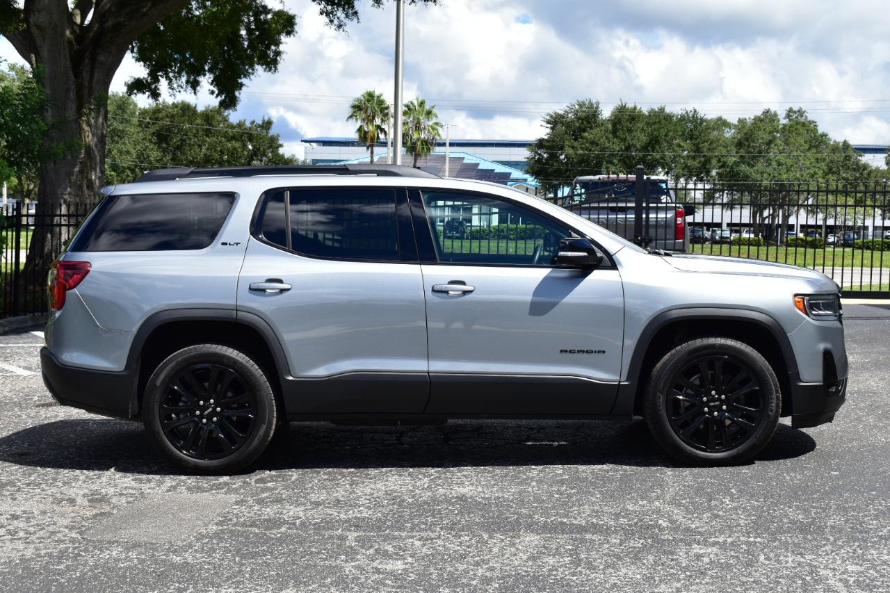 GMC Acadia FWD 4dr SLT 2023