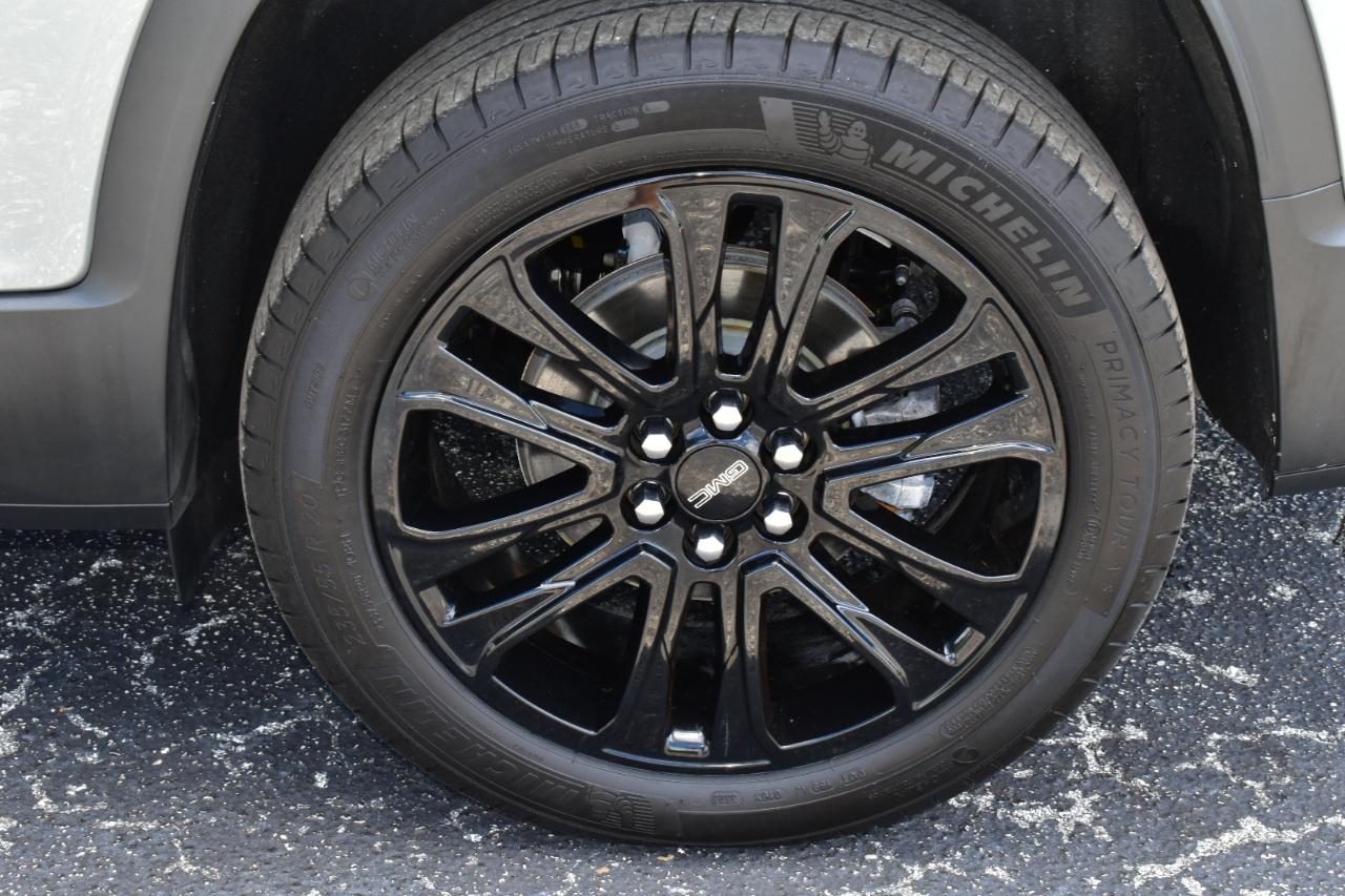 GMC Acadia FWD 4dr SLT 2023