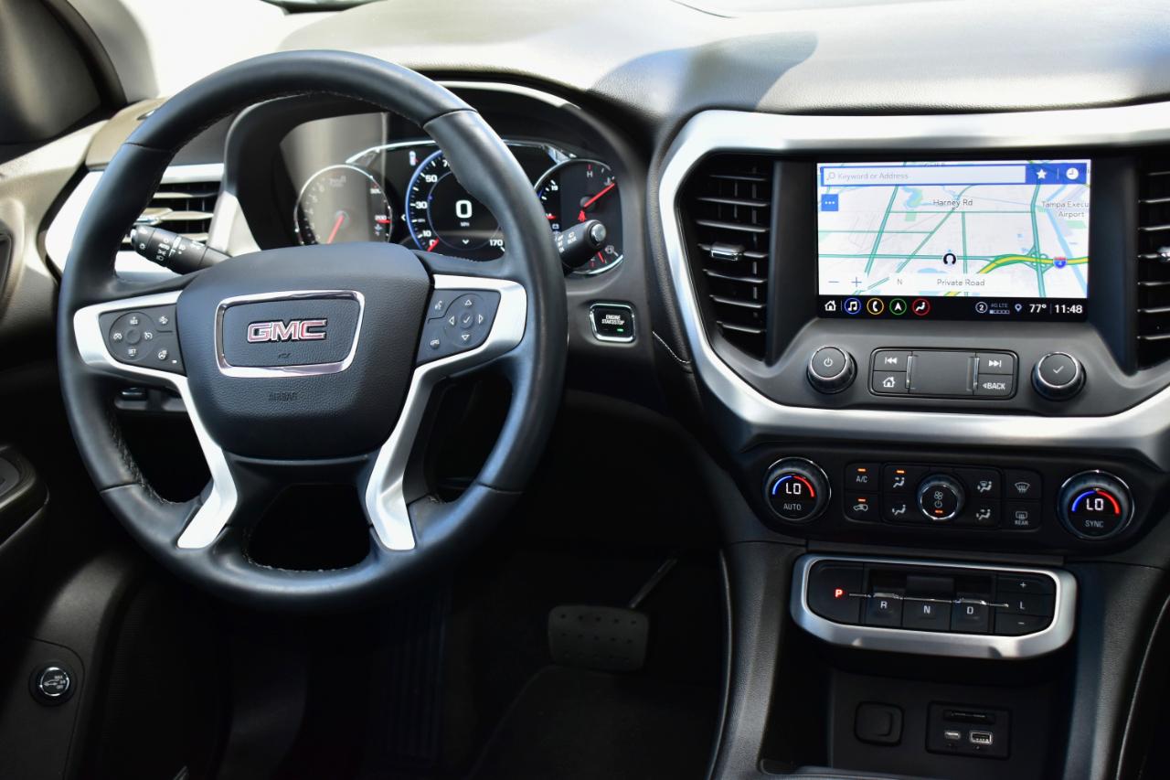 GMC Acadia FWD 4dr SLT 2023