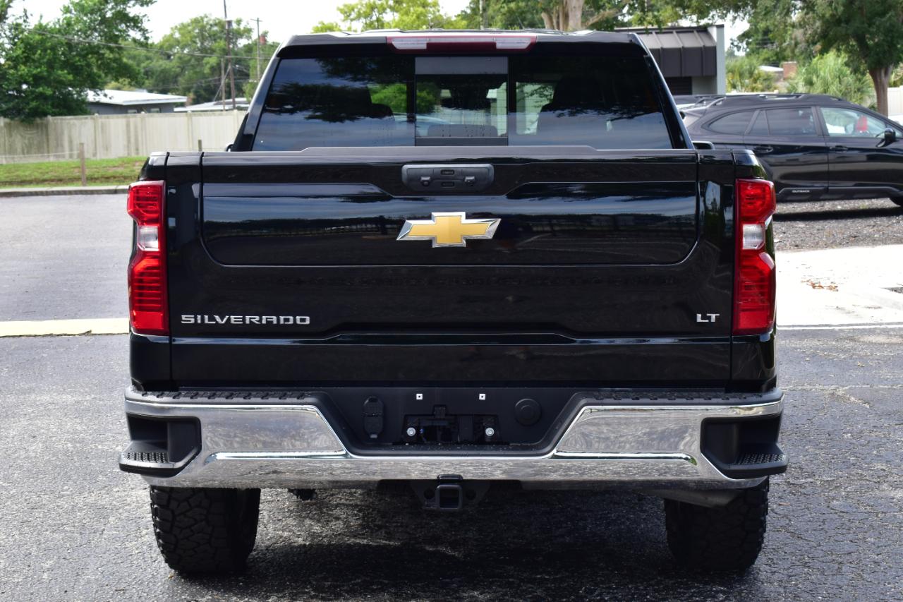Chevrolet Silverado 1500 2WD Crew Cab 147" LT 2024