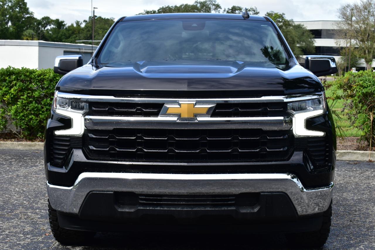 Chevrolet Silverado 1500 2WD Crew Cab 147" LT 2024