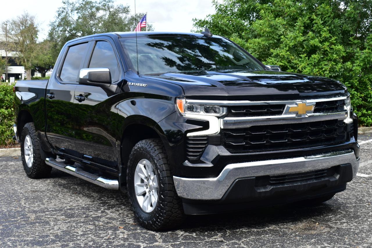 Chevrolet Silverado 1500 2WD Crew Cab 147" LT 2024