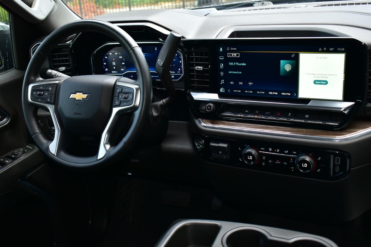Chevrolet Silverado 1500 2WD Crew Cab 147" LT 2024