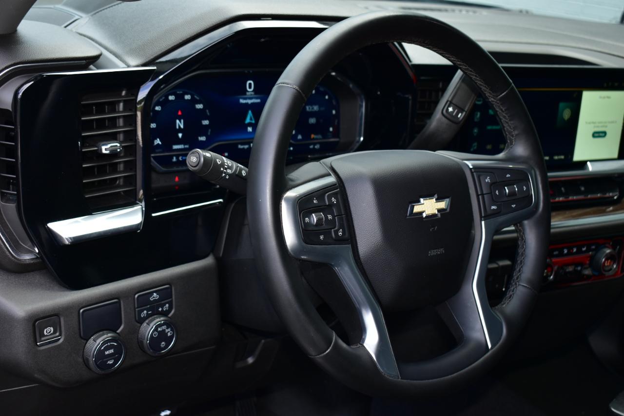 Chevrolet Silverado 1500 2WD Crew Cab 147" LT 2024