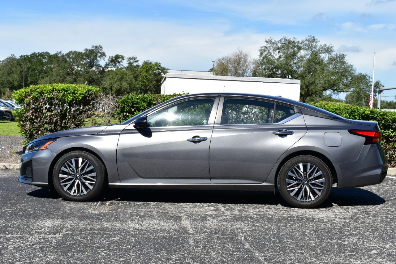 Nissan Altima SV FWD 2025