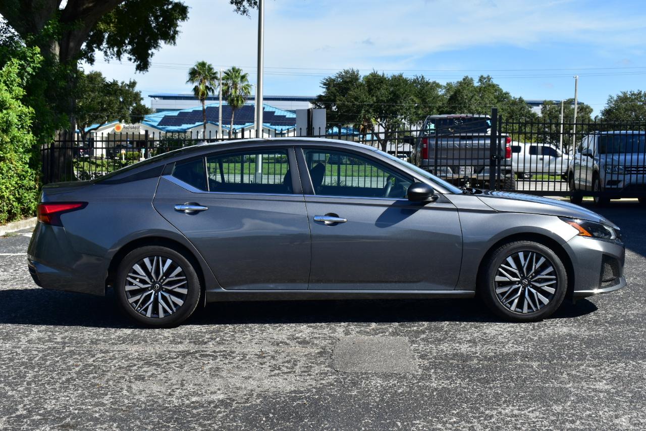 Nissan Altima SV FWD 2025