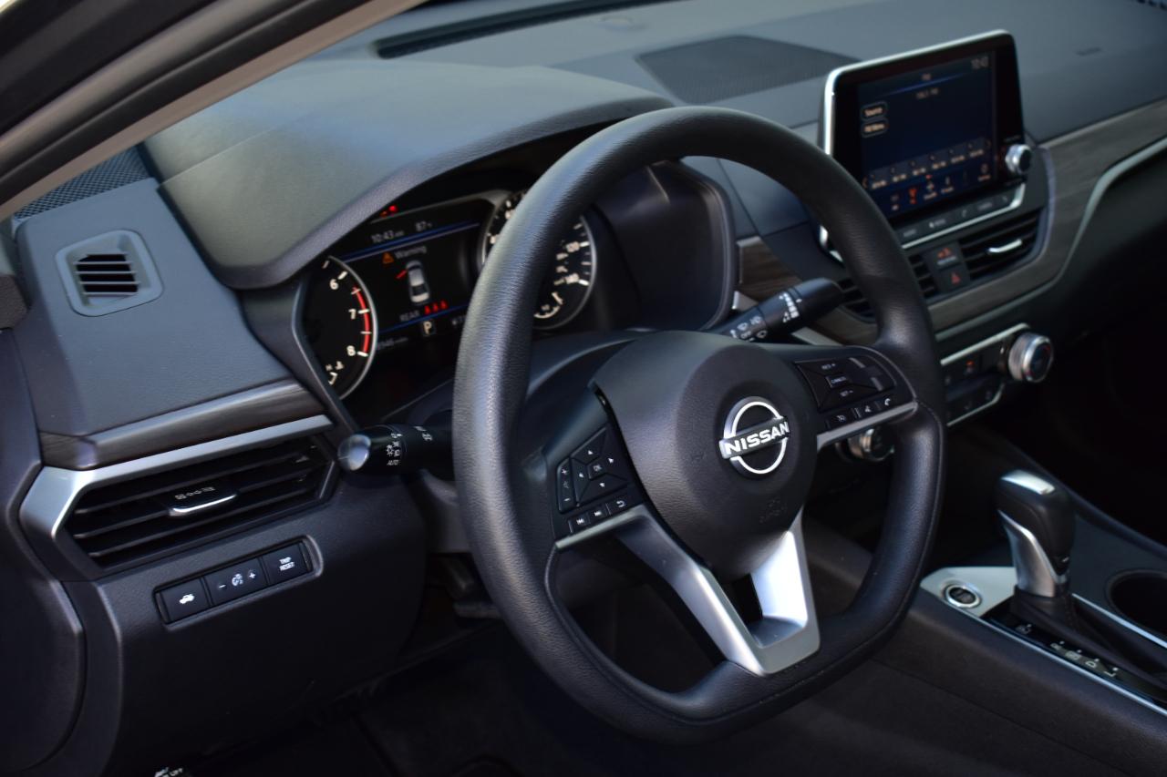 Nissan Altima SV FWD 2025