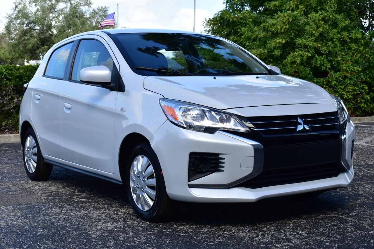 Mitsubishi Mirage ES CVT 2024