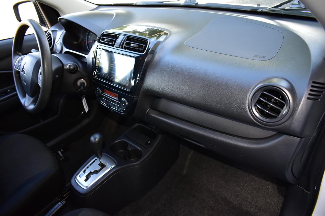 Mitsubishi Mirage ES CVT 2024