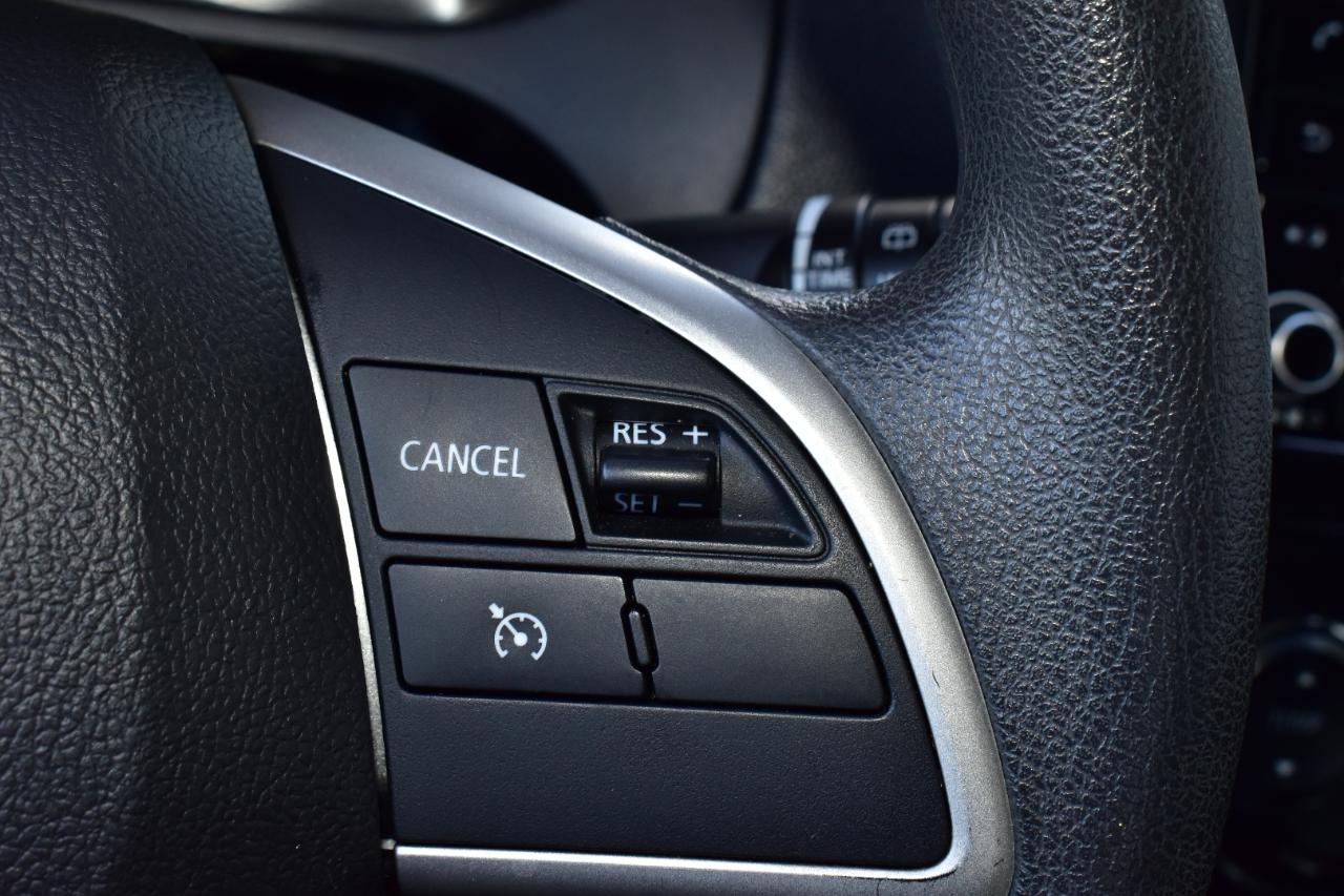 Mitsubishi Mirage ES CVT 2024