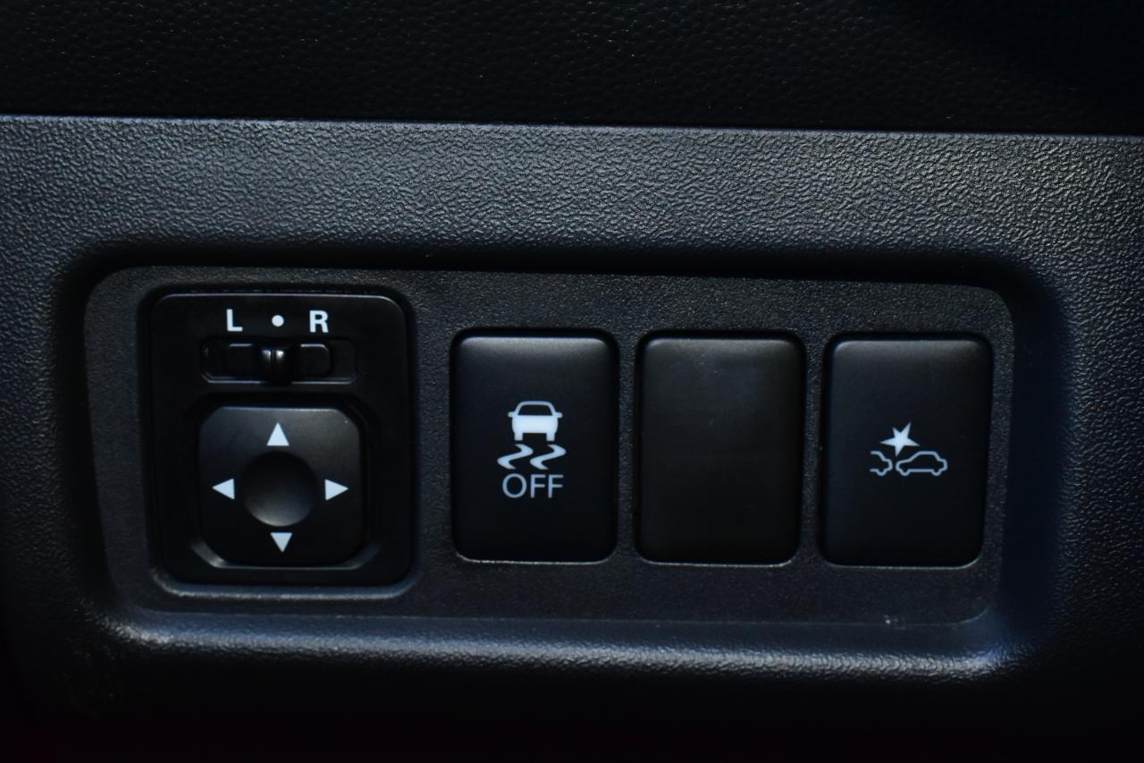 Mitsubishi Mirage ES CVT 2024