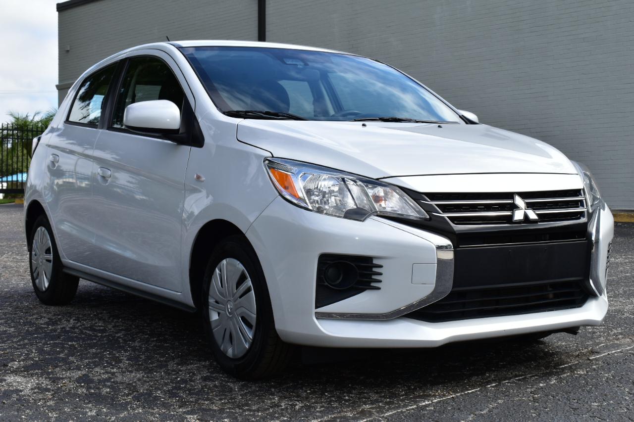 Mitsubishi Mirage ES CVT 2024