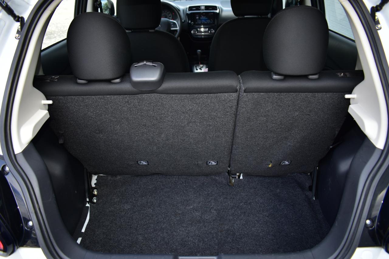 Mitsubishi Mirage ES CVT 2024