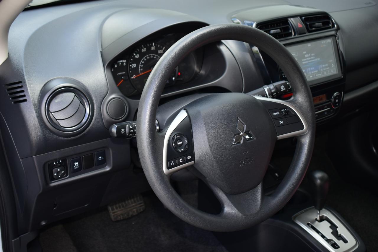 Mitsubishi Mirage ES CVT 2024