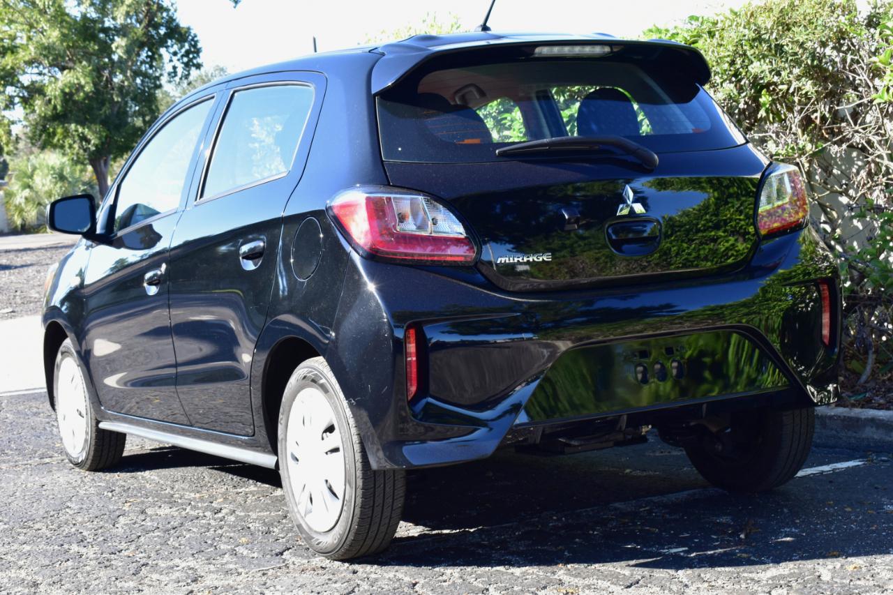 Mitsubishi Mirage ES CVT 2024
