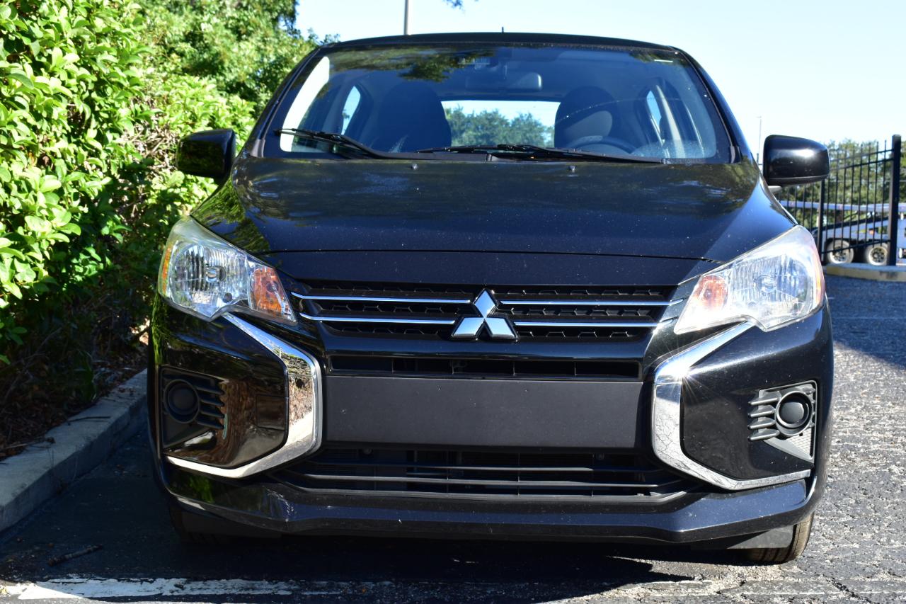 Mitsubishi Mirage ES CVT 2024