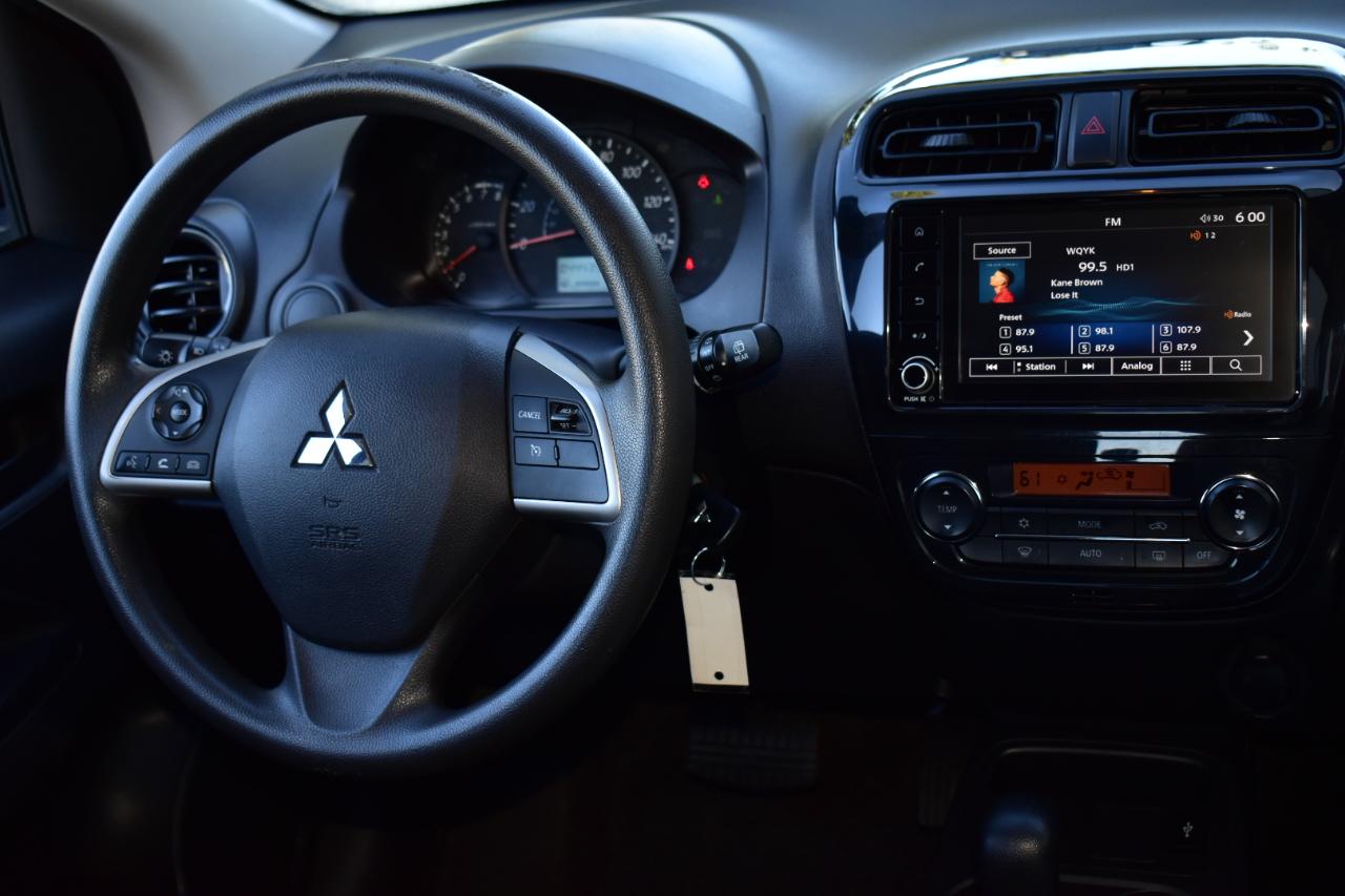Mitsubishi Mirage ES CVT 2024