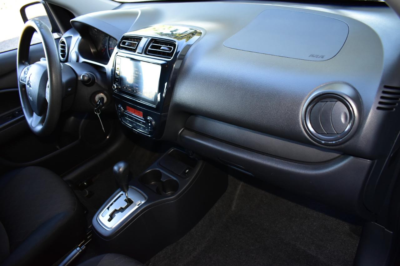 Mitsubishi Mirage ES CVT 2024